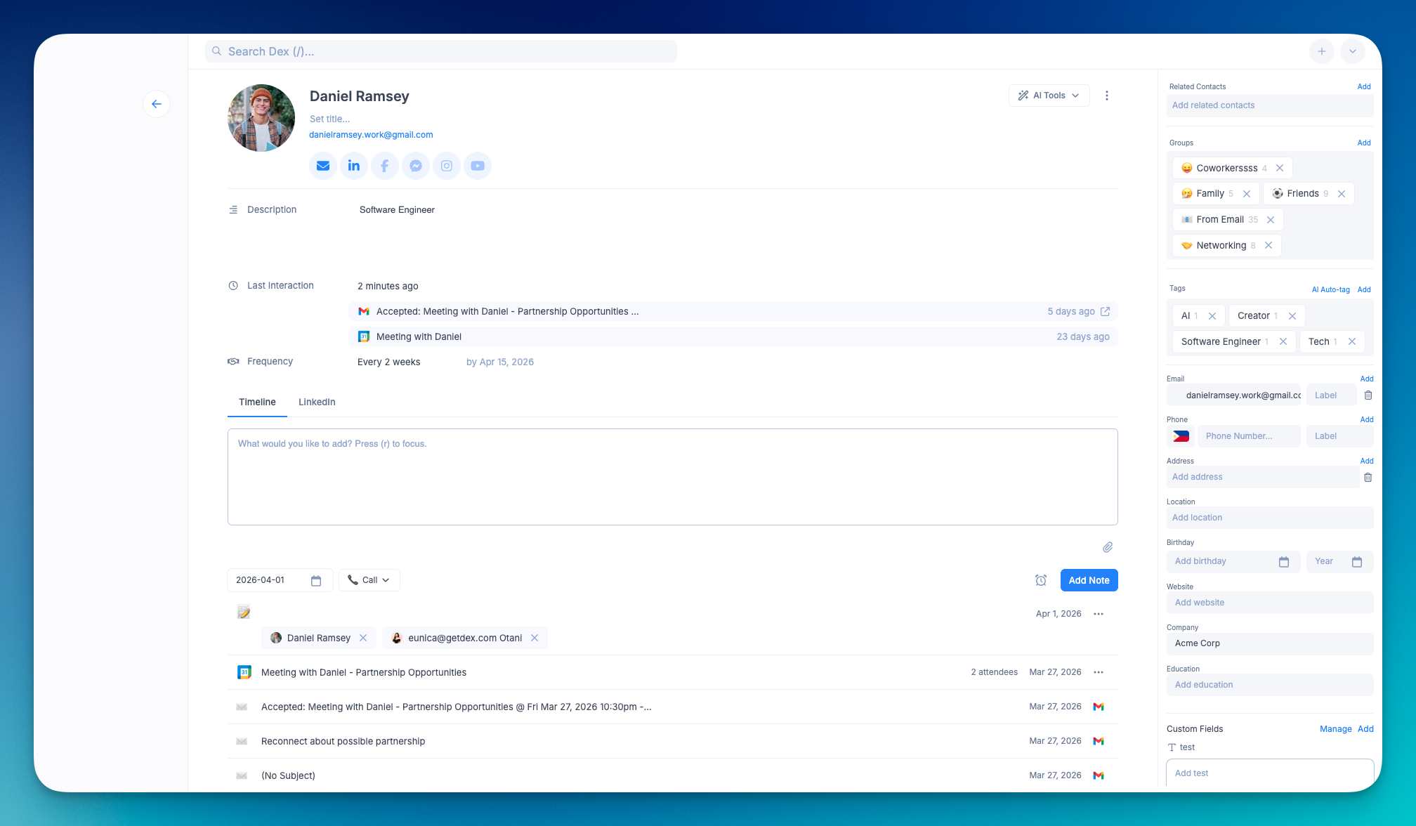 Dex shows your interactions with a contact via Google in a clean timeline. 